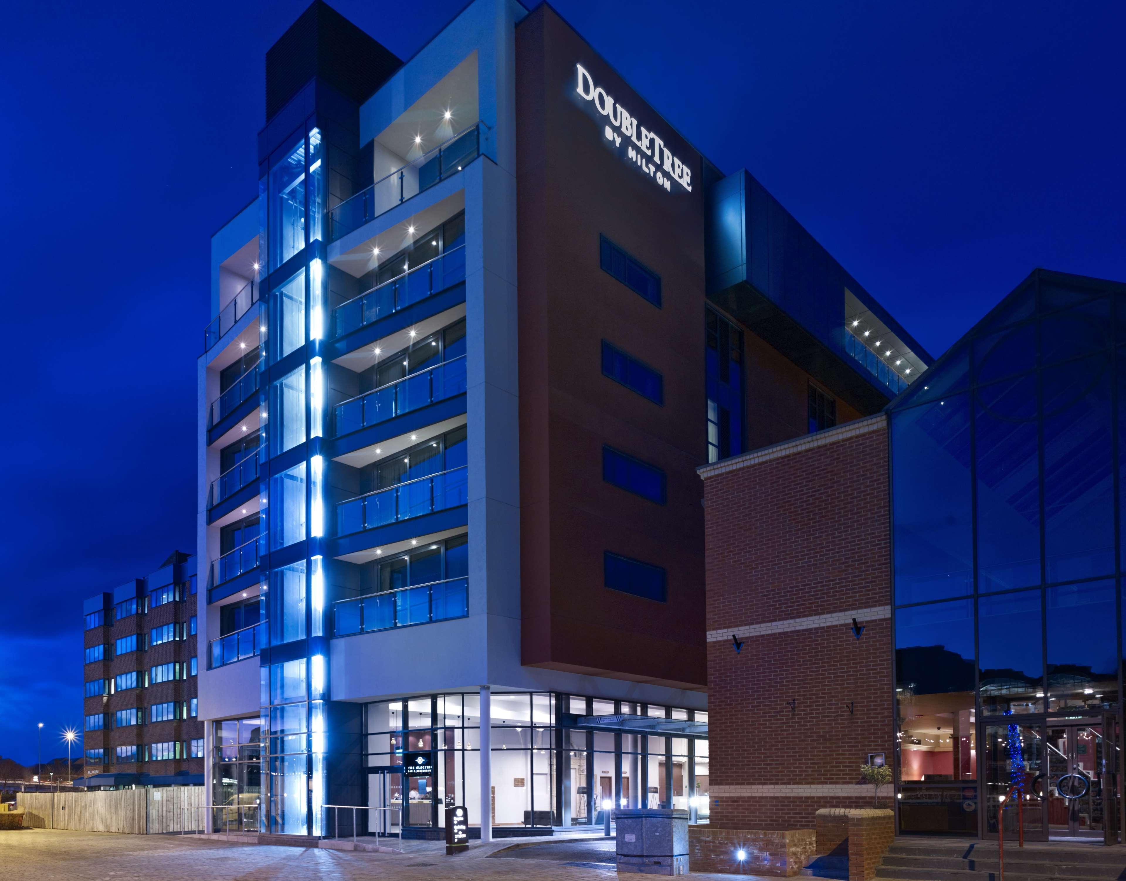Doubletree By Hilton Lincoln Hotel Ngoại thất bức ảnh
