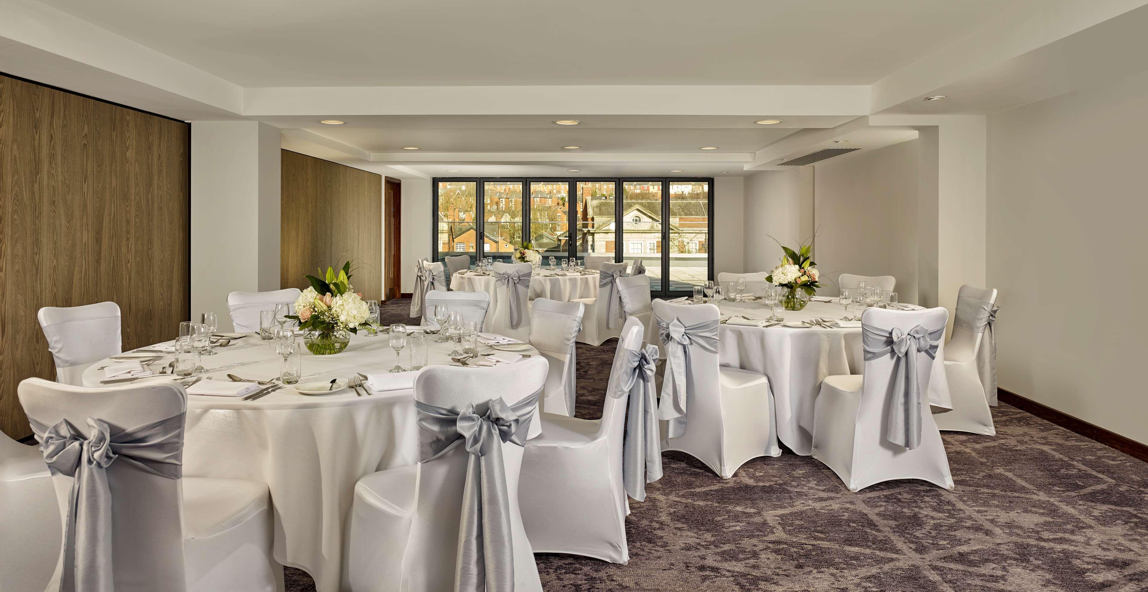 Doubletree By Hilton Lincoln Hotel Ngoại thất bức ảnh