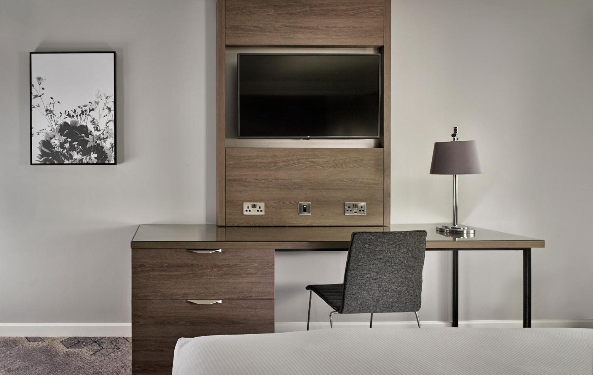 Doubletree By Hilton Lincoln Hotel Ngoại thất bức ảnh