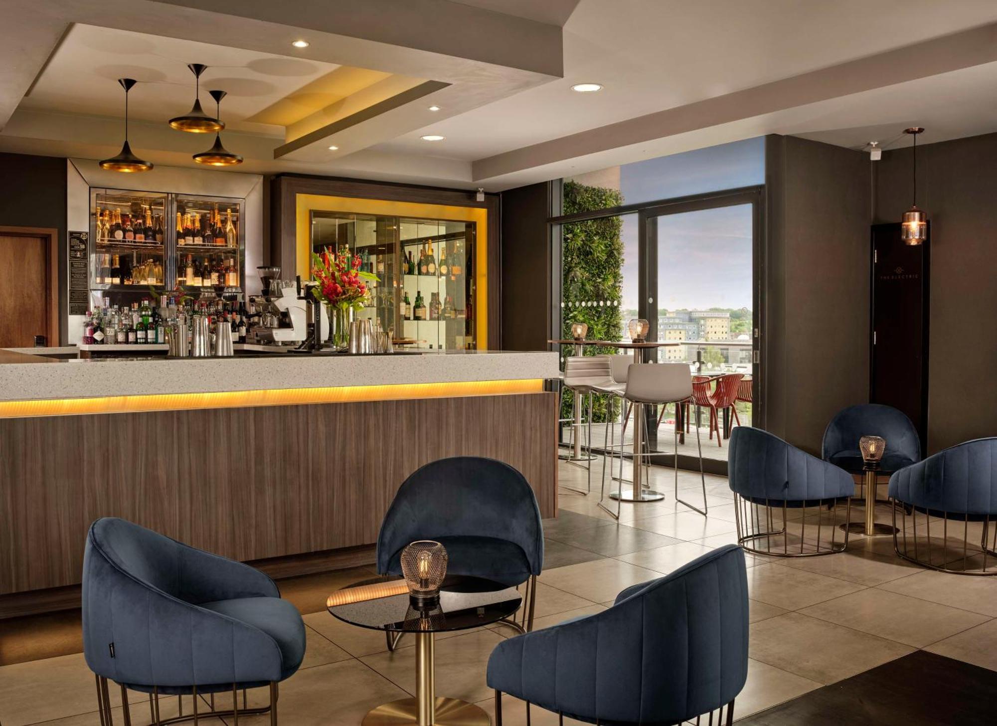 Doubletree By Hilton Lincoln Hotel Ngoại thất bức ảnh